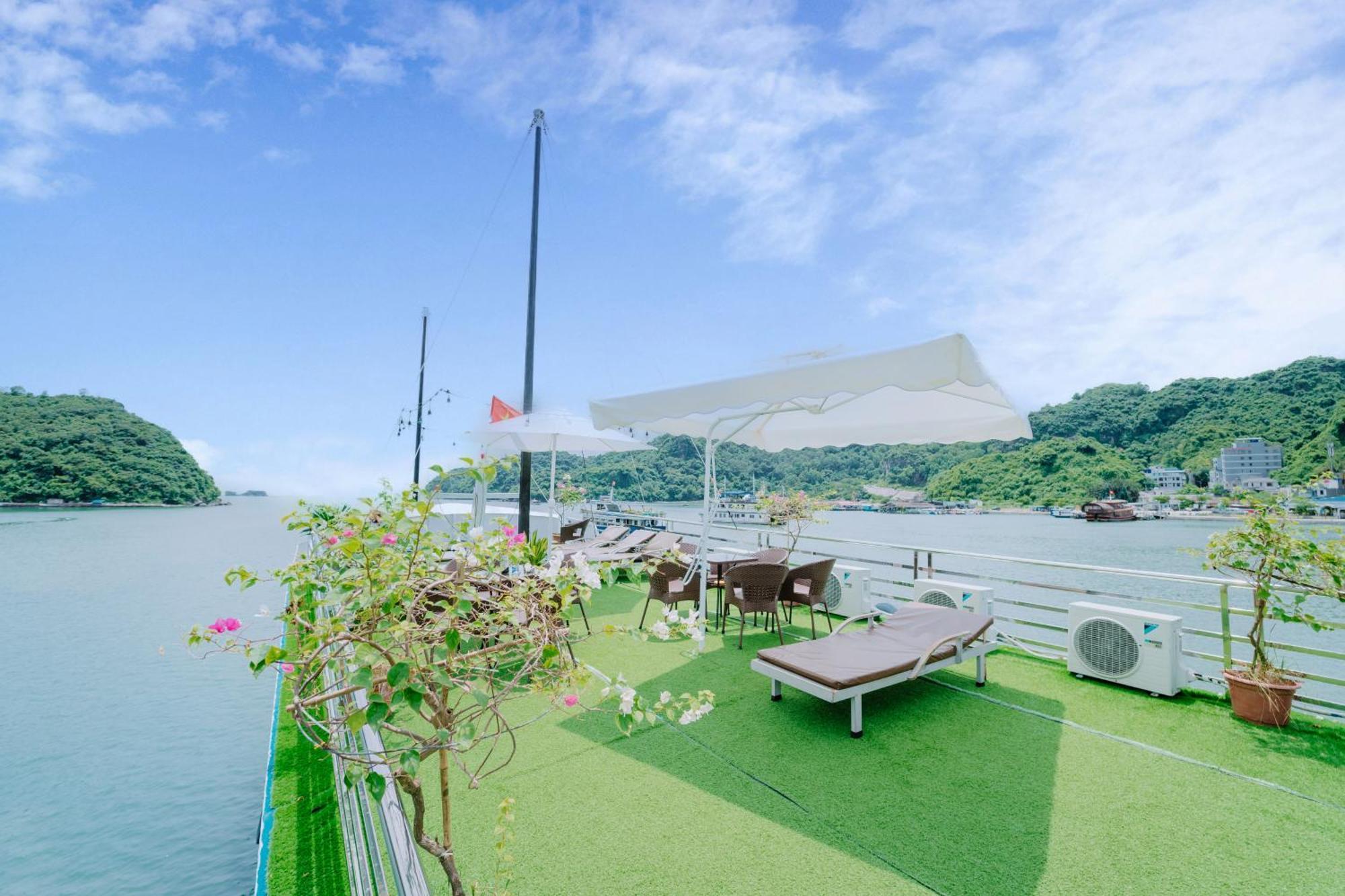 Venezia Cruises Hotel Ha Long Exterior photo